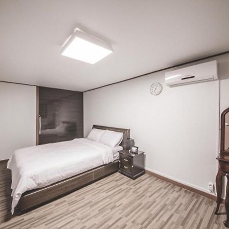 Sunyang Village Pension Jeju Exterior photo
