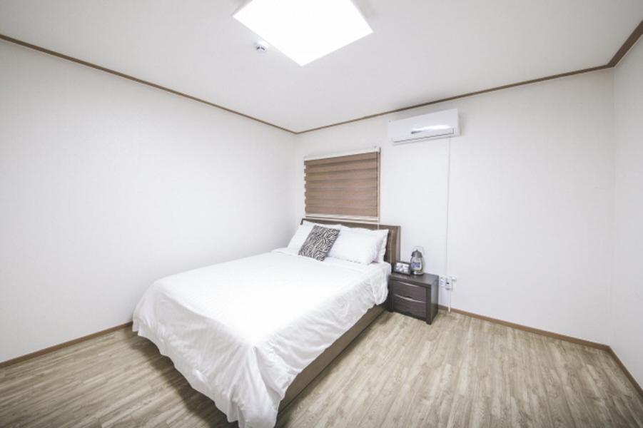 Sunyang Village Pension Jeju Exterior photo