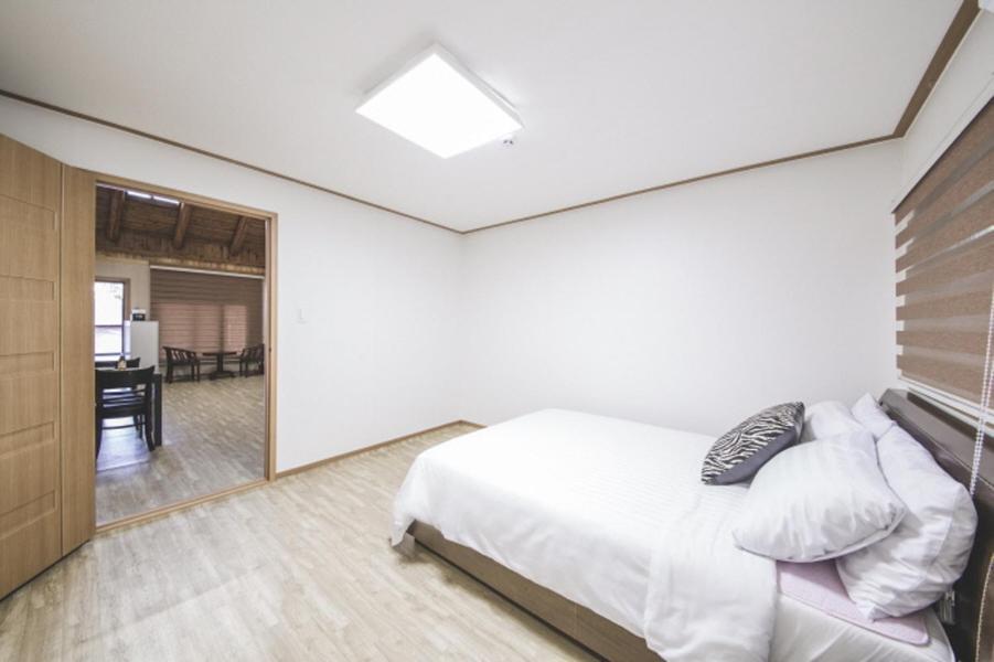 Sunyang Village Pension Jeju Exterior photo